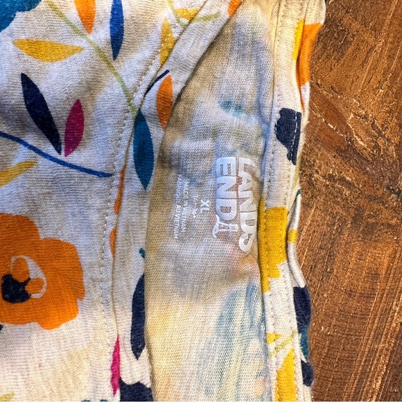 Lands End Tshirt - Picture 2 of 4